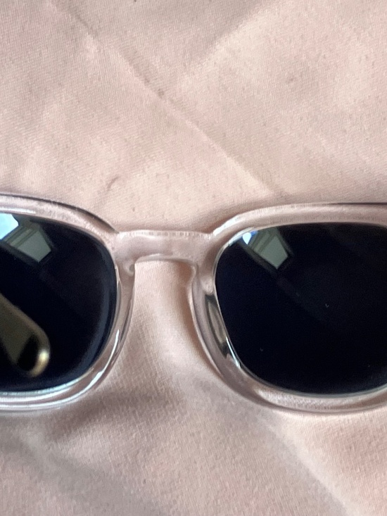 OLIVER PEOPLES CABRILLO SUNGLASSES CLEAR W/BLUE POLARIZED LENSES. EXC. CONDITION main image 4